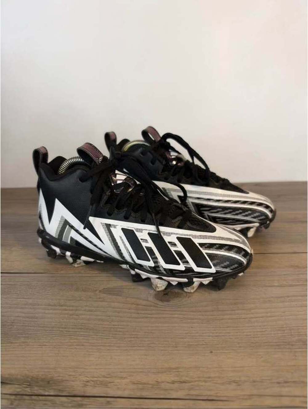 adidas Freak Spark MD J 23 Youth Football Cleats Size 4 Black White HP5962